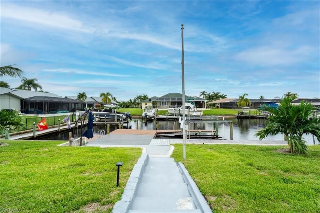 3728 SE 18th Ave , Cape Coral, FL 33904 Photo