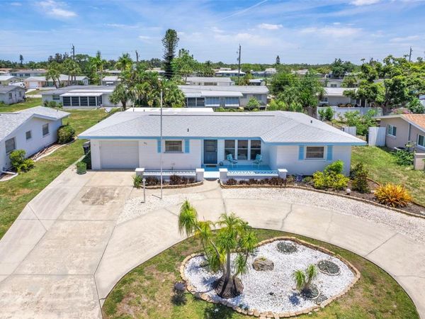 531 SHERIDAN DRIVE, VENICE, FL 34293