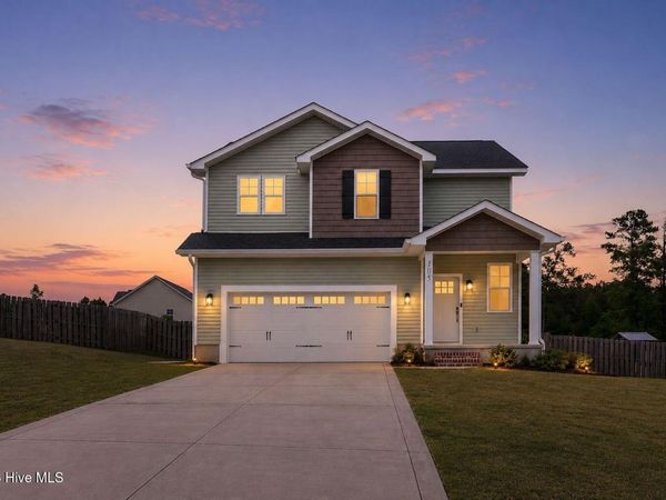 105 Woodford Lane, Vass, NC 28394