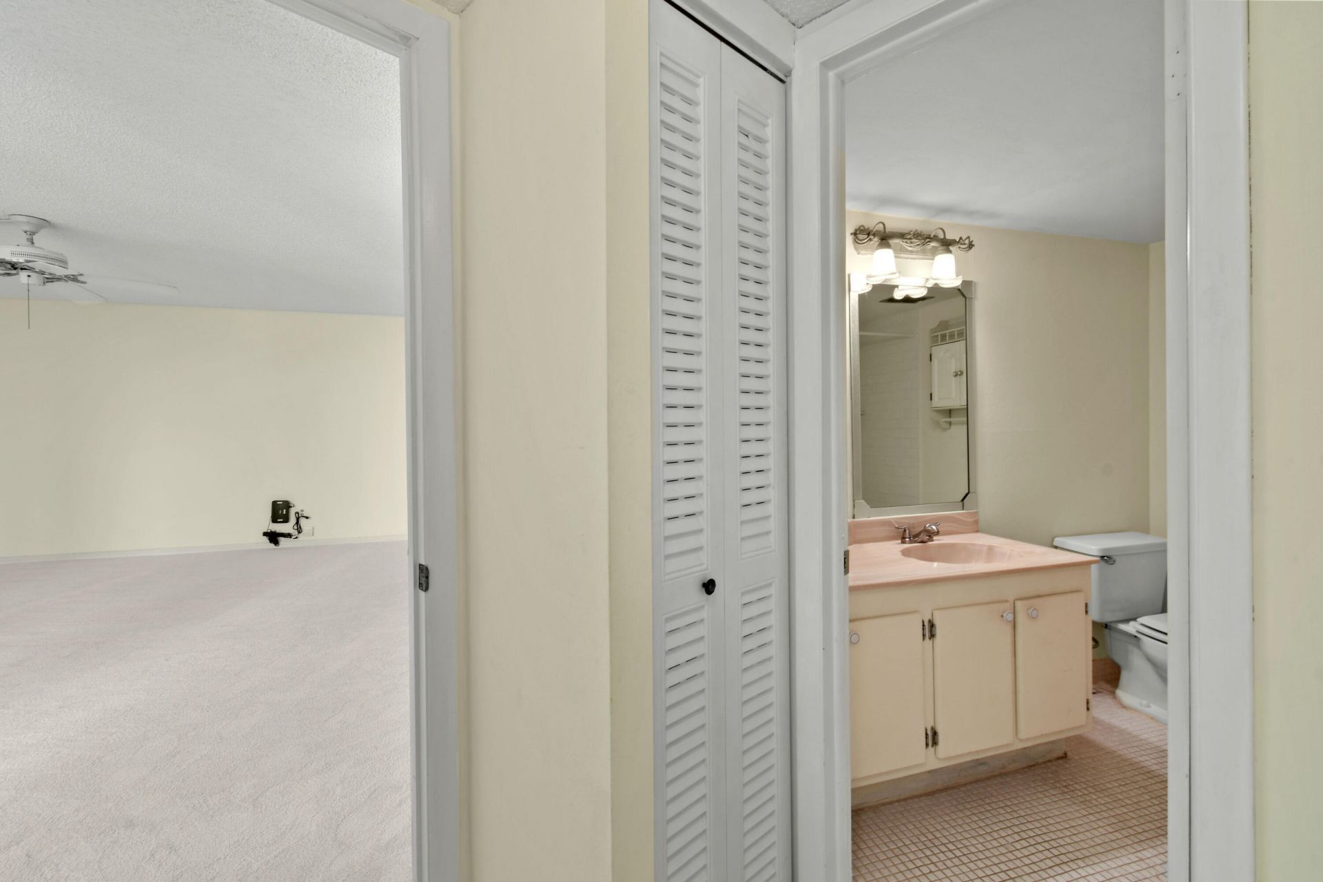 2800 N Ocean Drive, Unit A-17b, Riviera Beach, FL 33404 Photo
