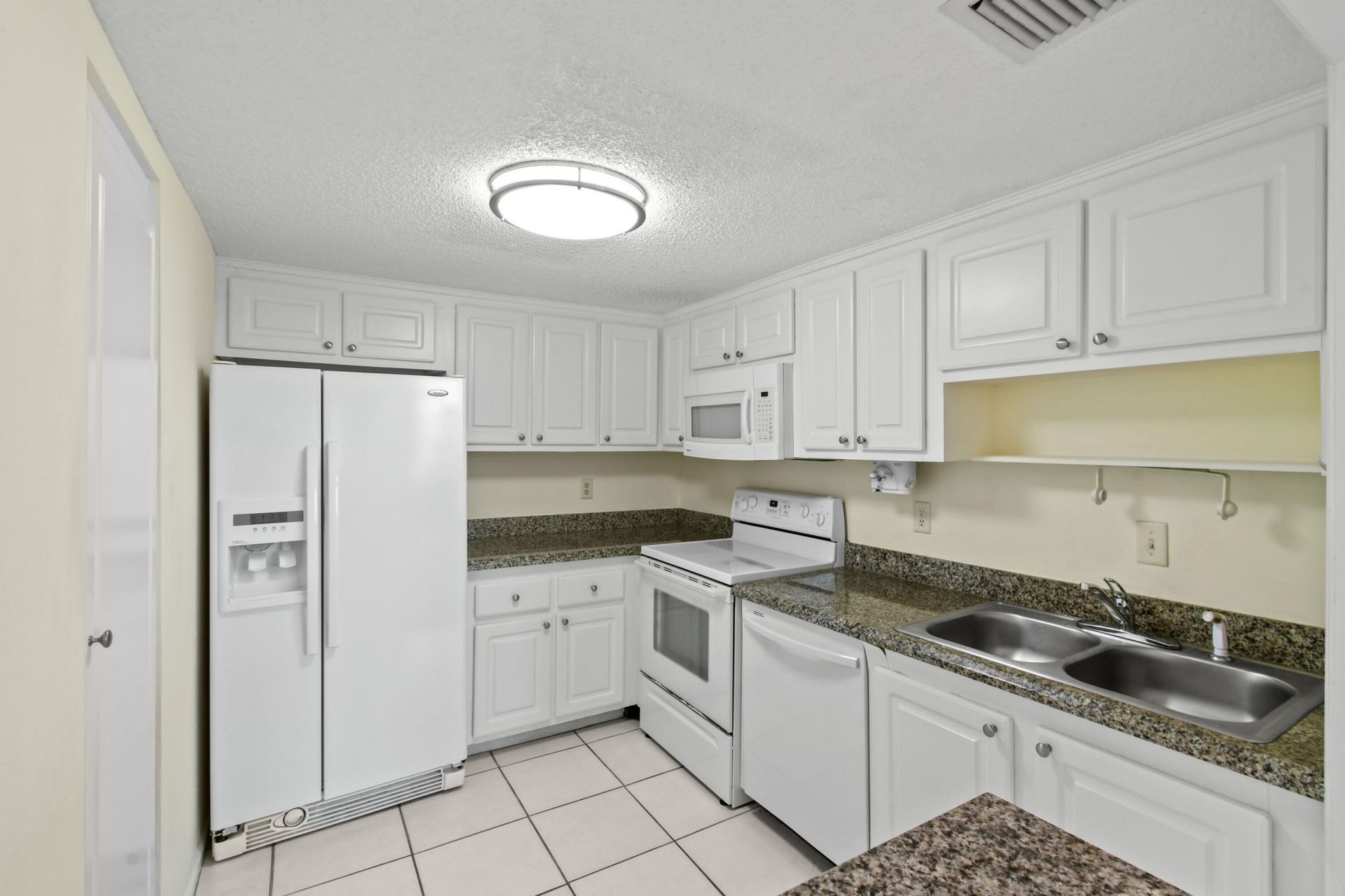 2800 N Ocean Drive, Unit A-17b, Riviera Beach, FL 33404 Photo