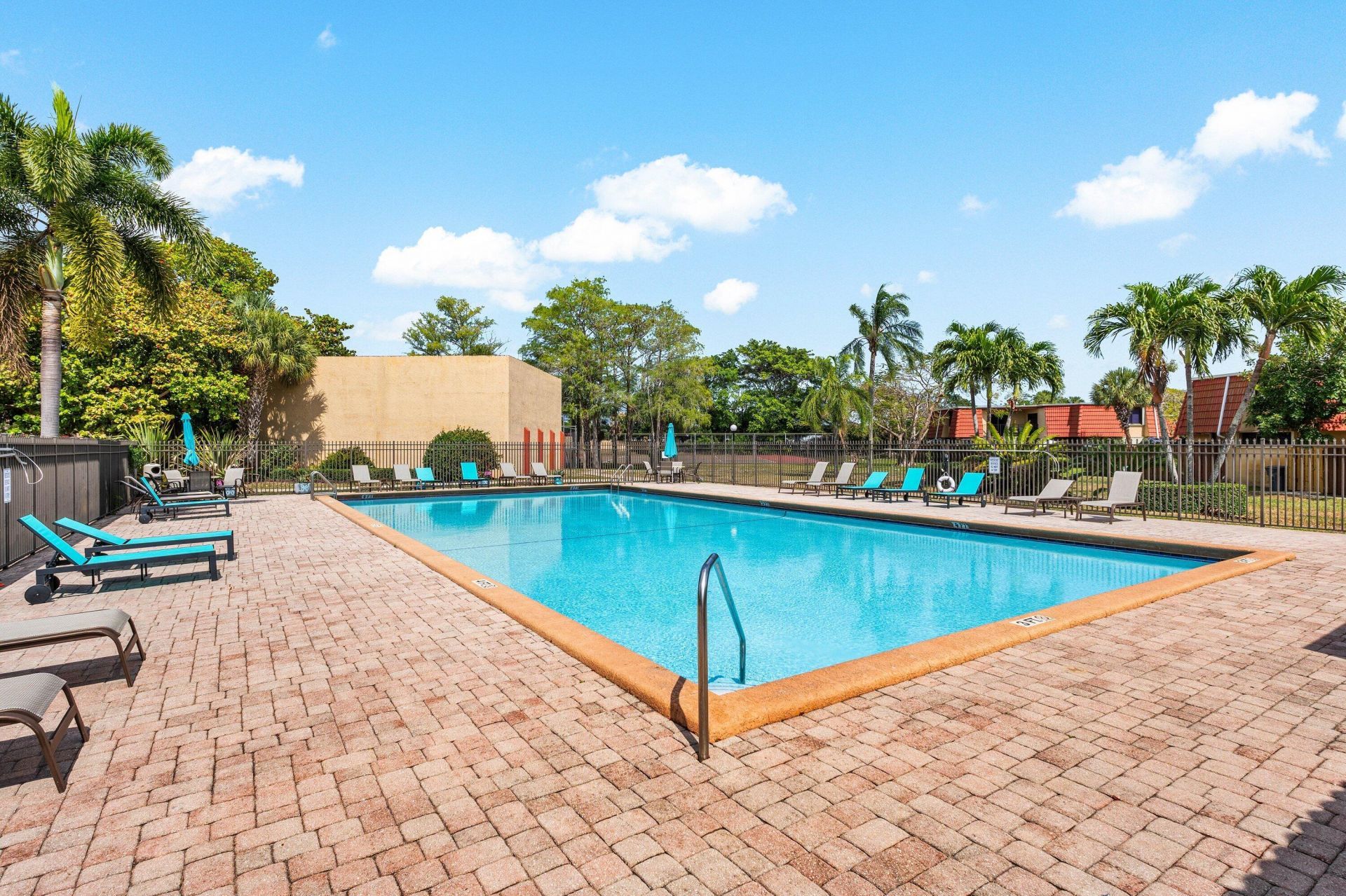 8122 Thames Boulevard, Unit C, Boca Raton, FL 33433 Photo