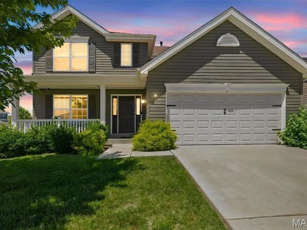 211 Pearl Vista Drive, O'Fallon, MO 63366
