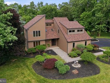 84 SKOURES LANE, NEWTOWN, PA 18940