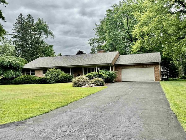 3542 Bee Lane, Beloit, WI 53511