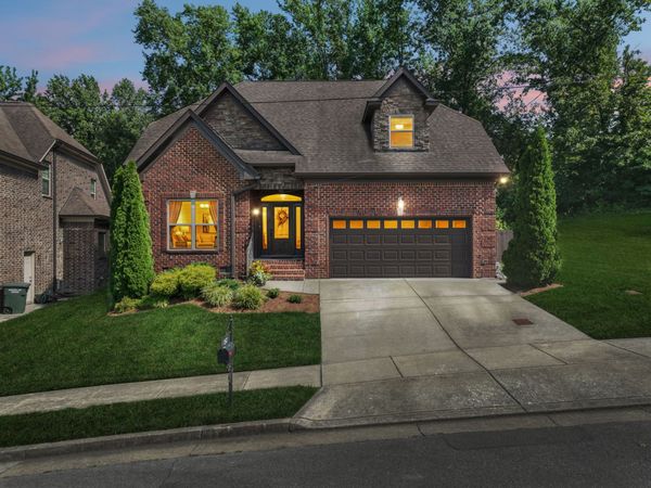 157 Tulip Grove Pt , Hermitage, TN 37076