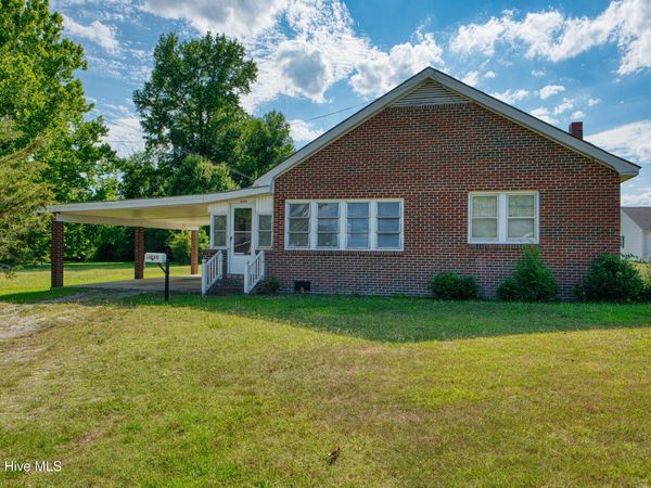 1020 N Nc Highway 37 N, Gates, NC 27937