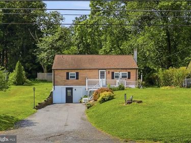3982 MARIETTA AVENUE, COLUMBIA, PA 17512