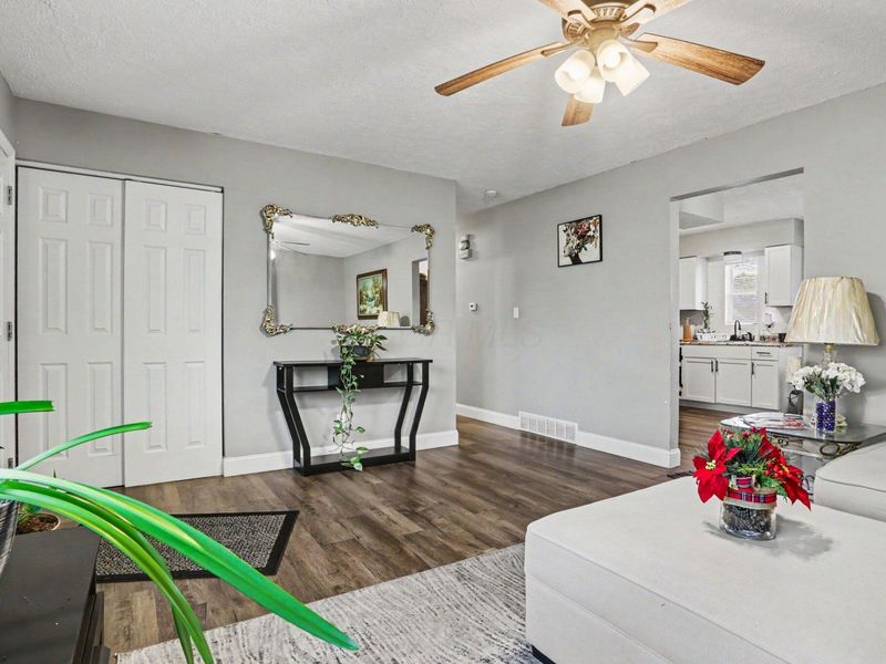1280 Smith Road, Columbus, OH 43207 Photo 6