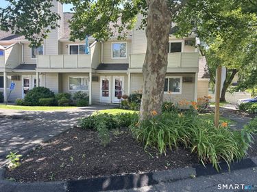 160 Willow, Unit 160, New Milford, CT 06776