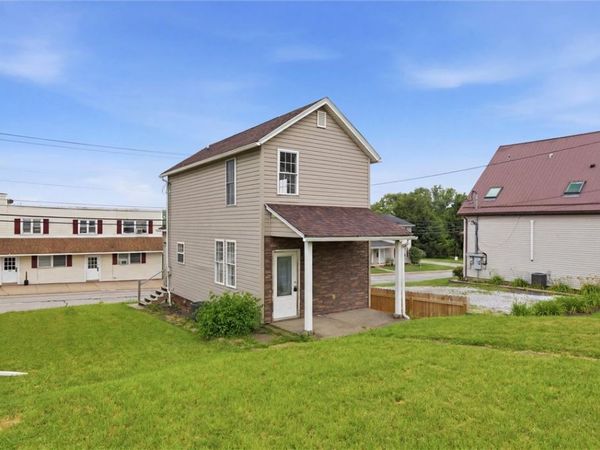 2212 Freeport Road, Natrona Heights, PA 15065