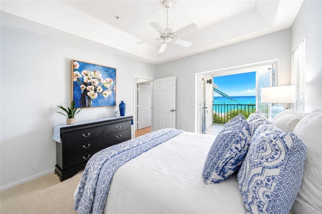 8814 S Sea Oaks Way, Unit 306, Vero Beach, FL 32963 Photo