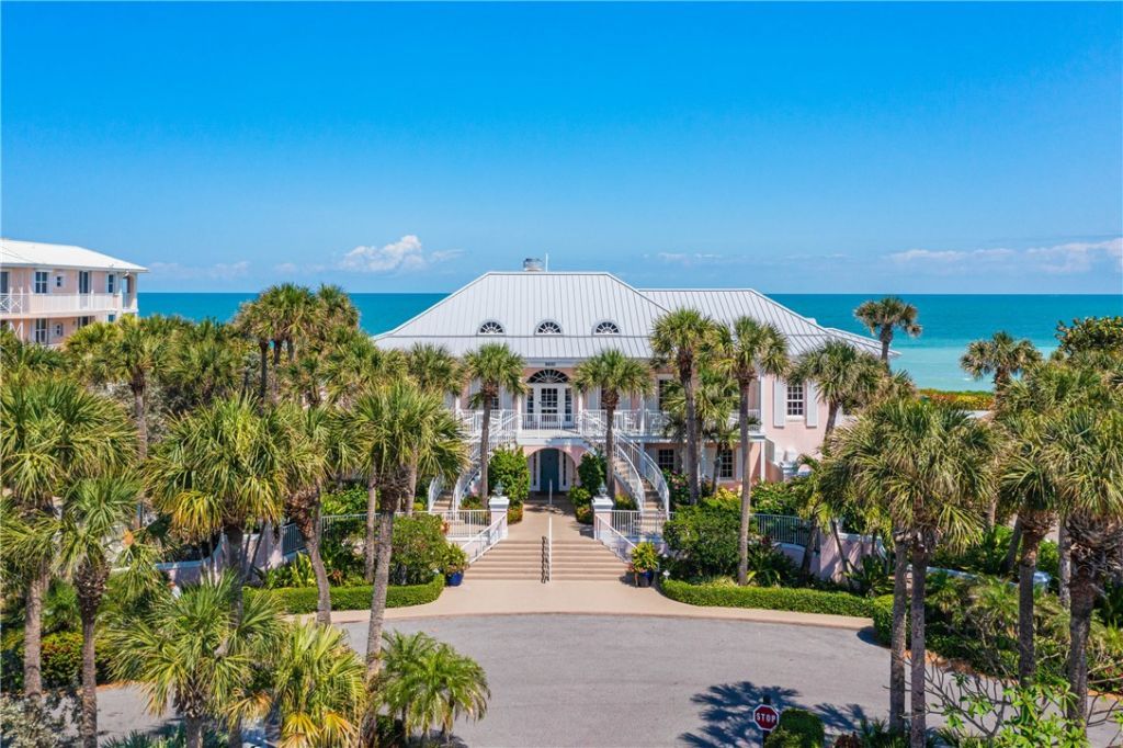 8814 S Sea Oaks Way, Unit 306, Vero Beach, FL 32963 Photo