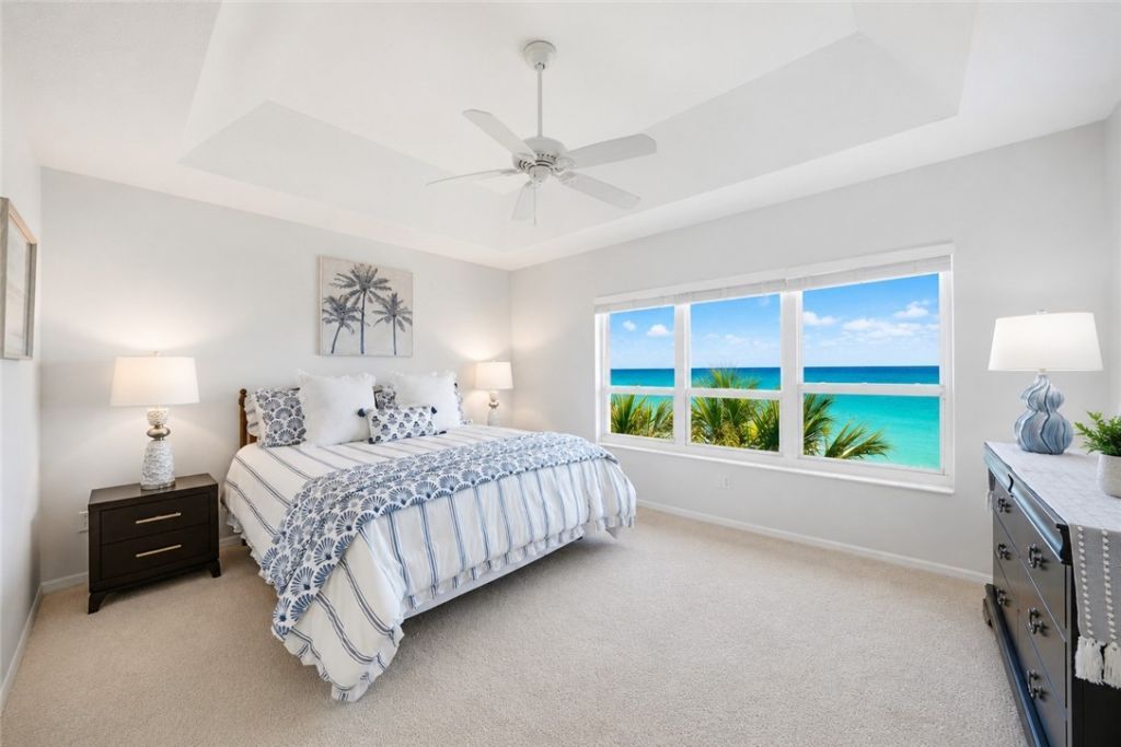 8814 S Sea Oaks Way, Unit 306, Vero Beach, FL 32963 Photo