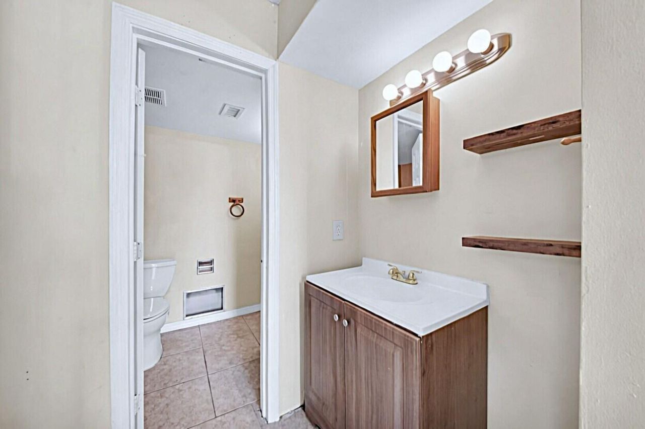 3798 Victoria Drive, West Palm Beach, FL 33406 Photo