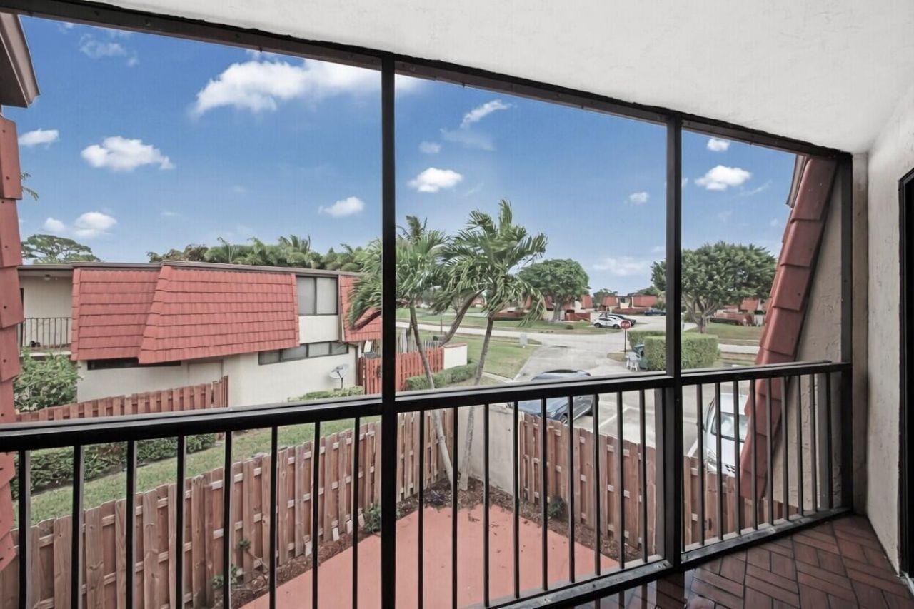 3798 Victoria Drive, West Palm Beach, FL 33406 Photo