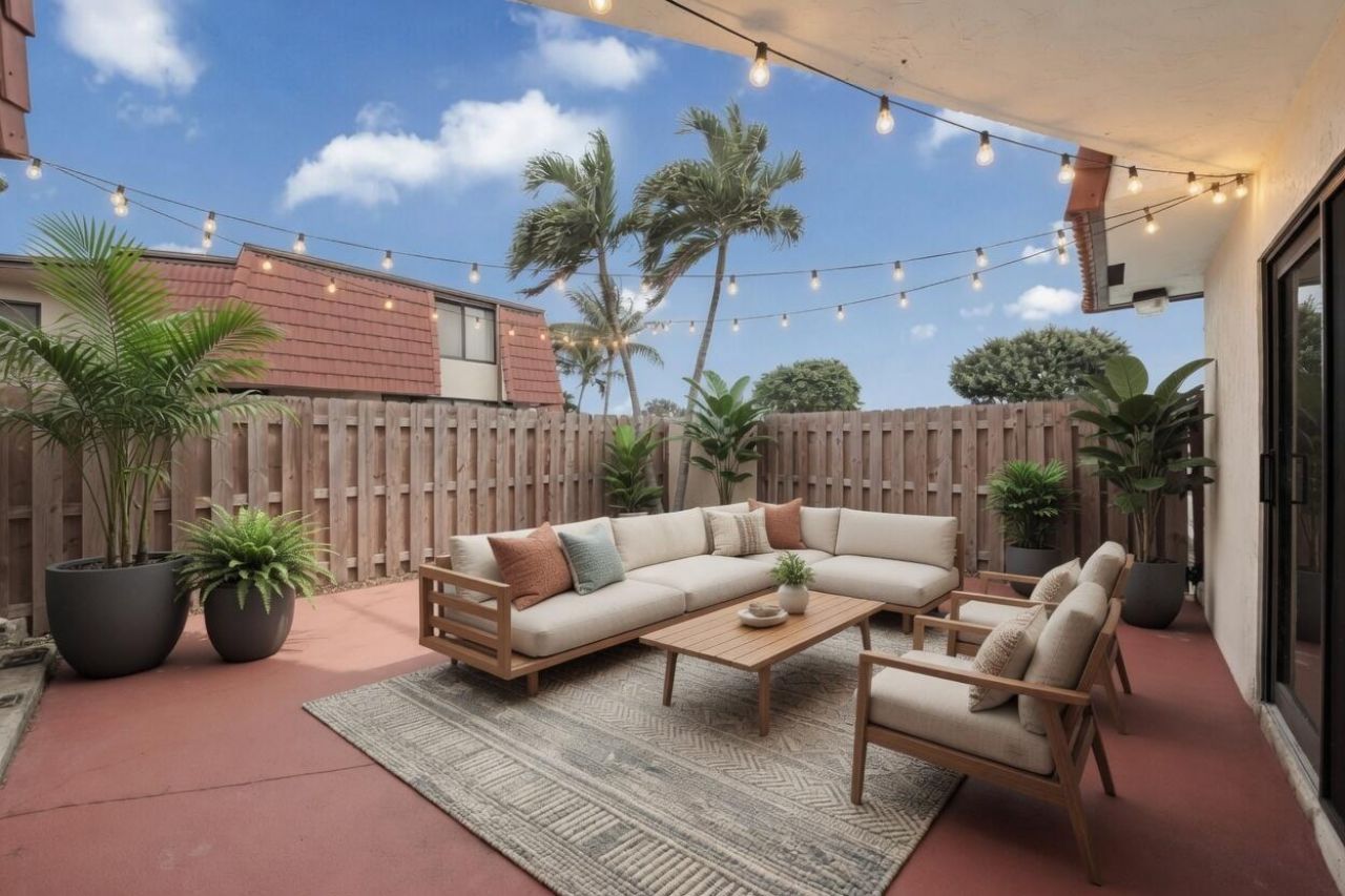 3798 Victoria Drive, West Palm Beach, FL 33406 Photo