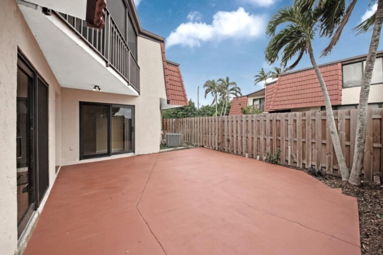 3798 Victoria Drive, West Palm Beach, FL 33406 Photo