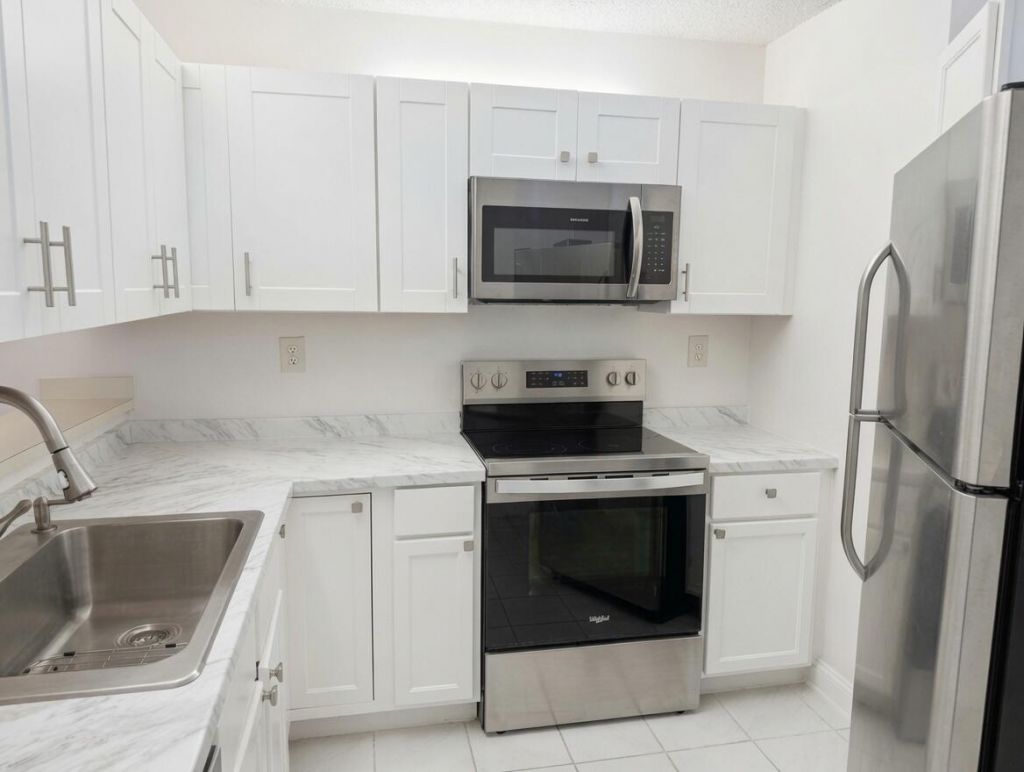 3798 Victoria Drive, West Palm Beach, FL 33406 Photo