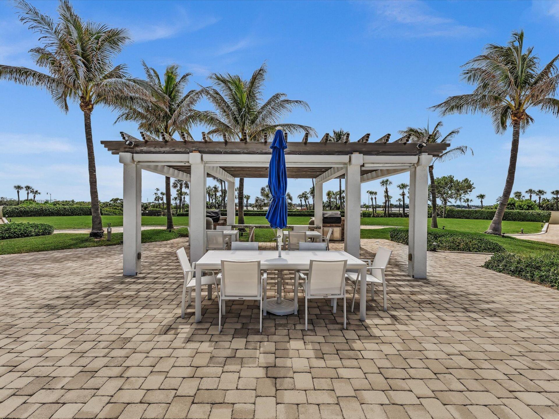 3360 S Ocean Boulevard, Unit 2a, Palm Beach, FL 33480 Photo