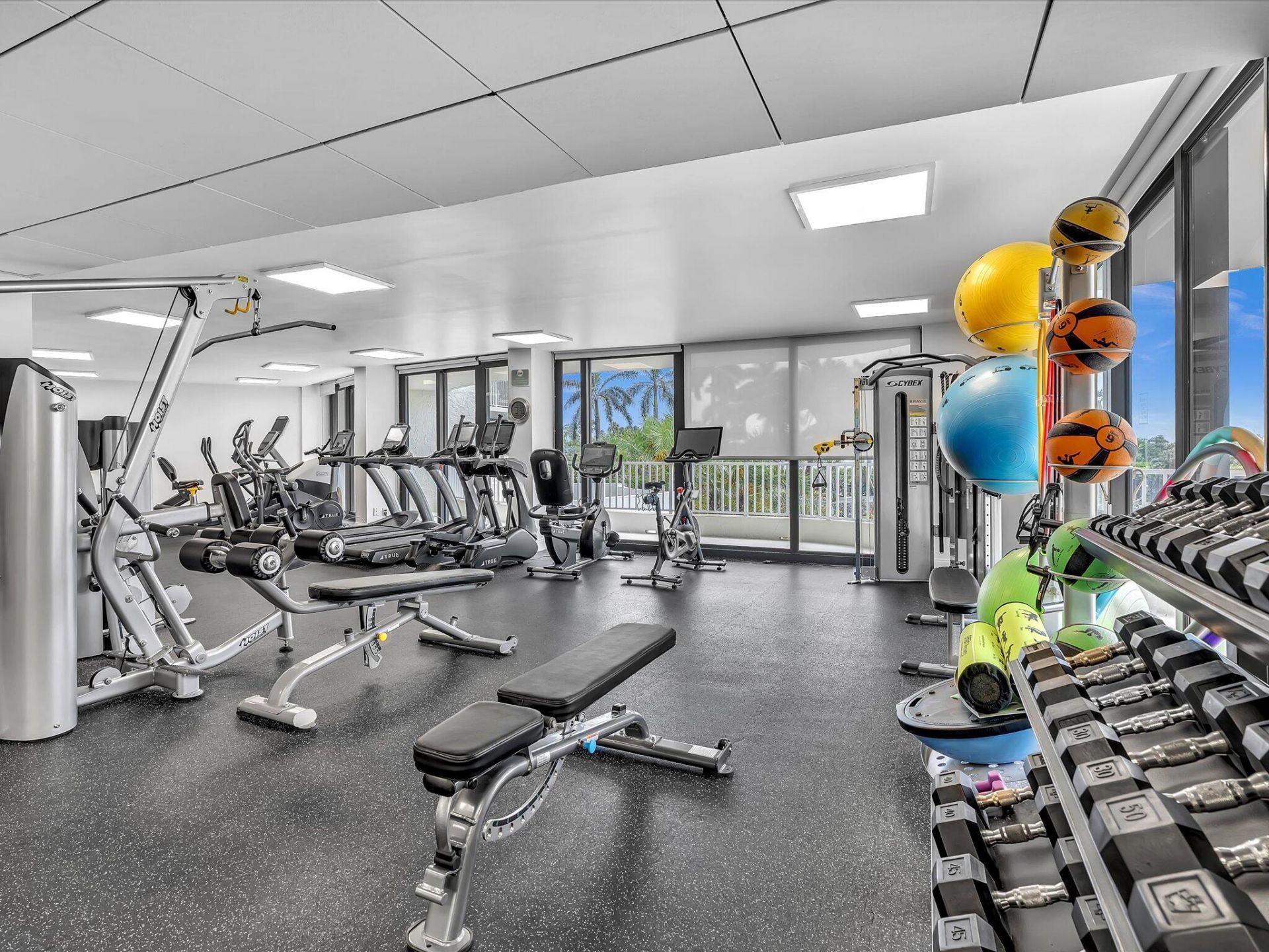 3360 S Ocean Boulevard, Unit 2a, Palm Beach, FL 33480 Photo