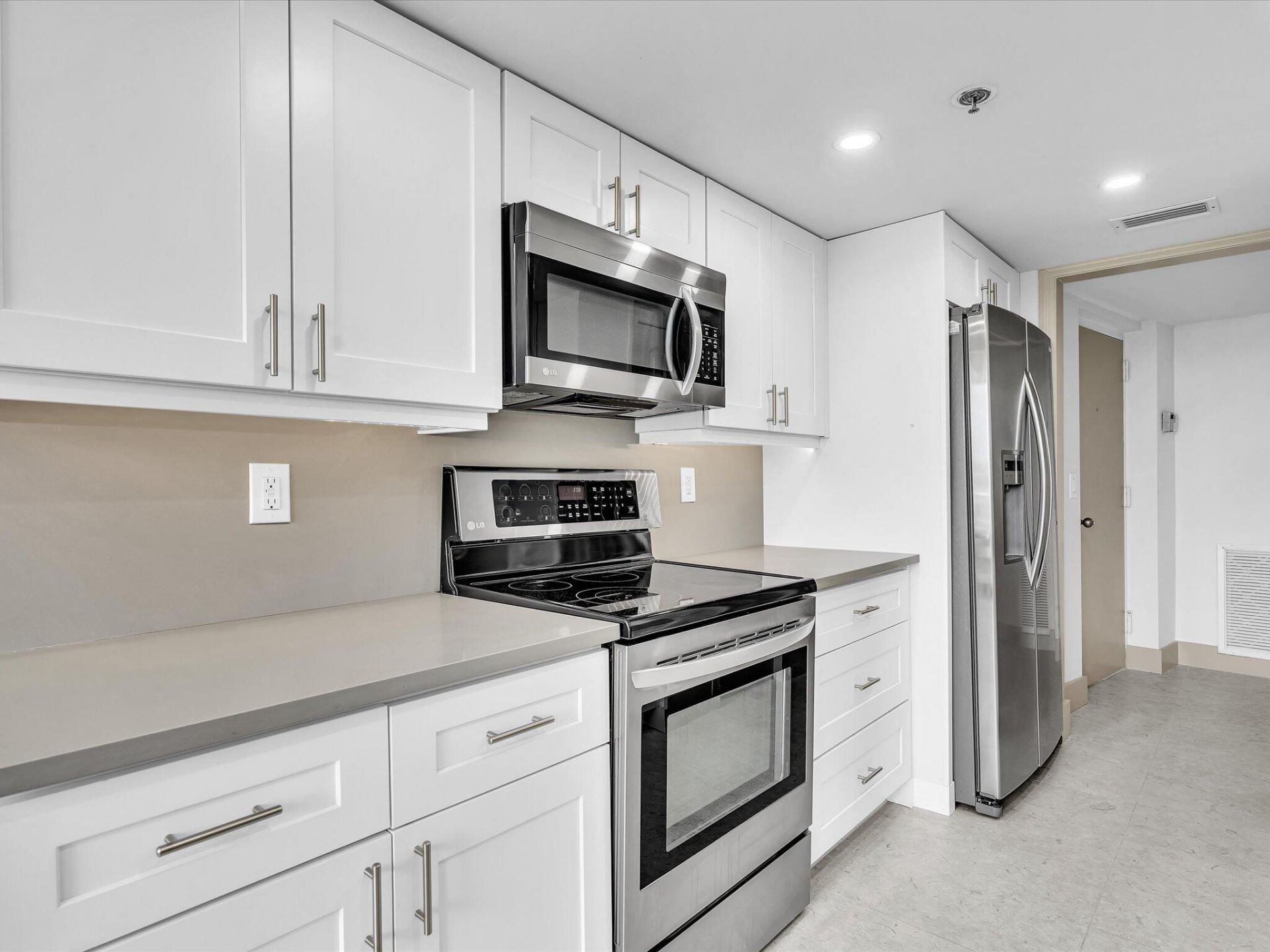 3360 S Ocean Boulevard, Unit 2a, Palm Beach, FL 33480 Photo