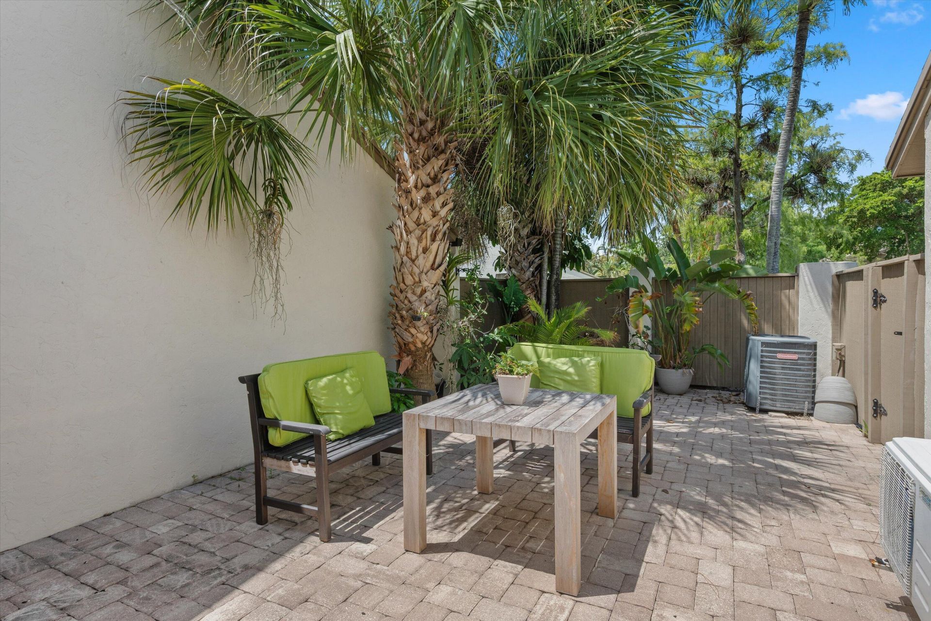 352 Wood Dale Drive, Wellington, FL 33414 Photo