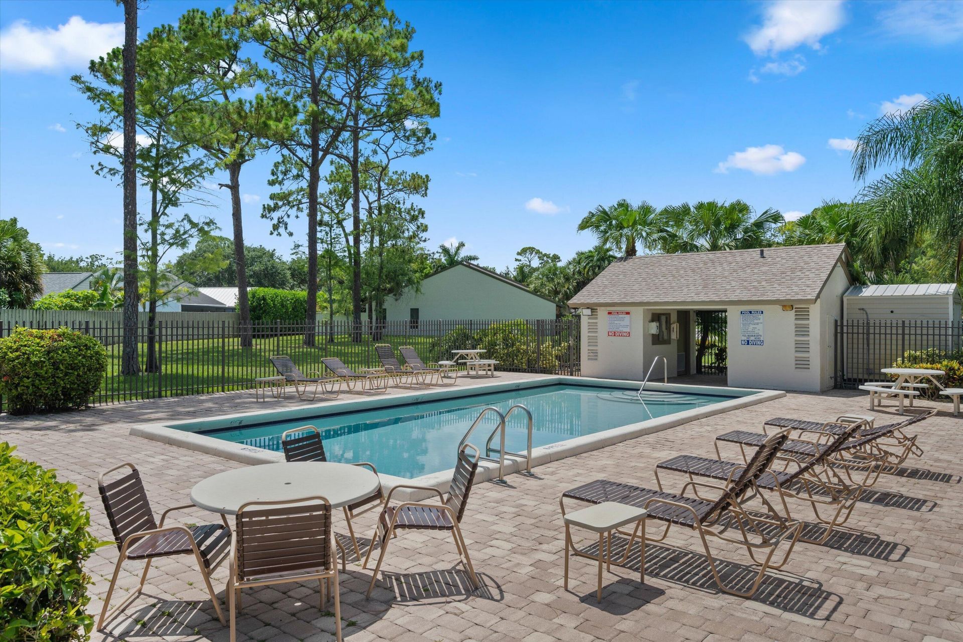 352 Wood Dale Drive, Wellington, FL 33414 Photo