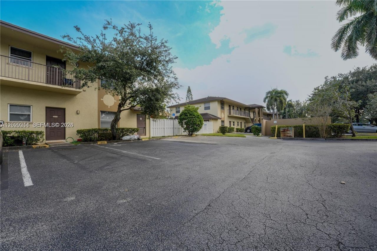 3624 NW 91st Ln, Unit 3624, Sunrise, FL 33351 Photo