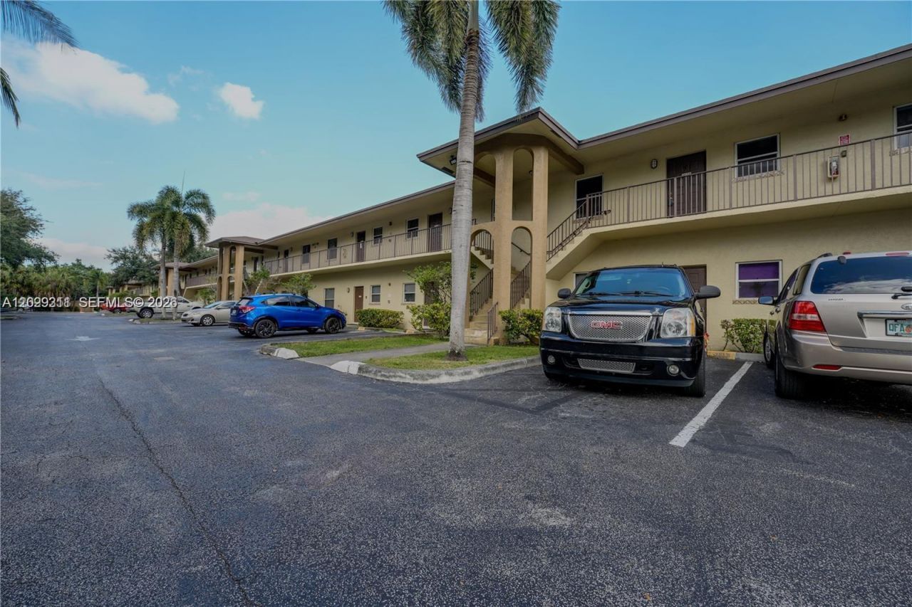 3624 NW 91st Ln, Unit 3624, Sunrise, FL 33351 Photo