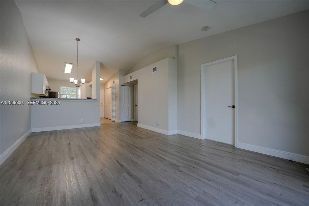 3624 NW 91st Ln, Unit 3624, Sunrise, FL 33351 Photo