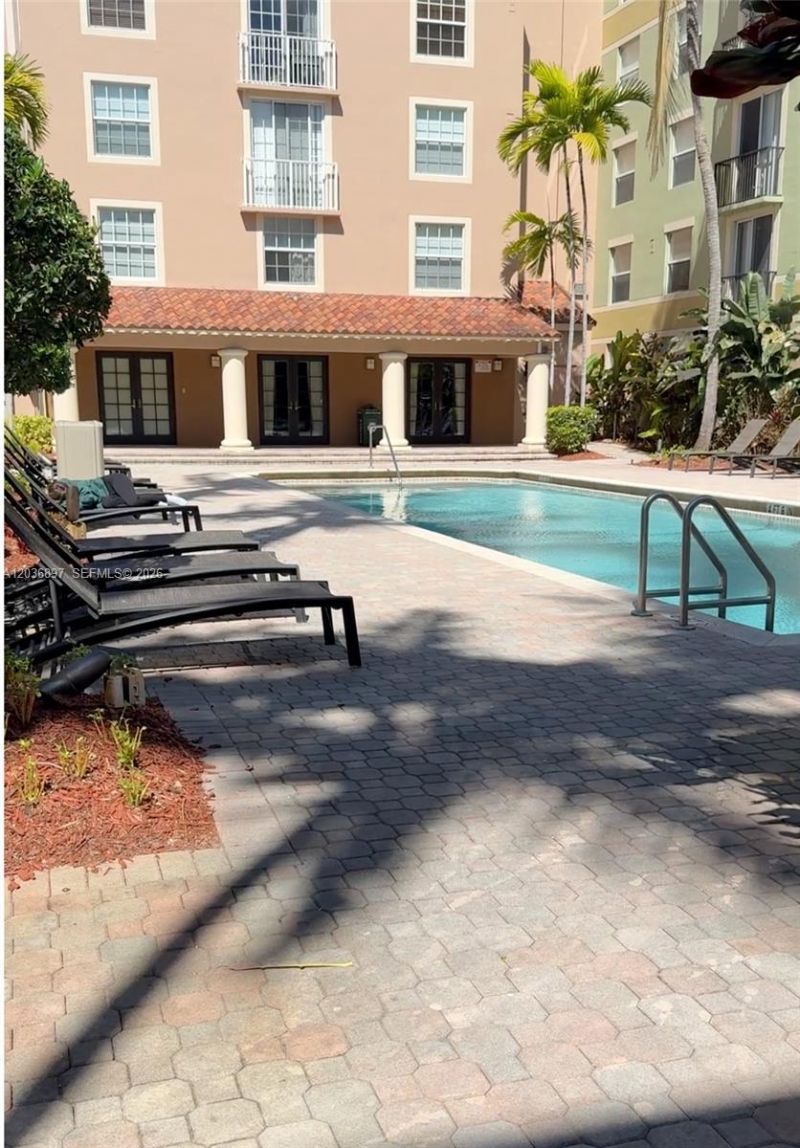 1900 Van Buren St, Unit 317B, Hollywood, FL 33020 Photo