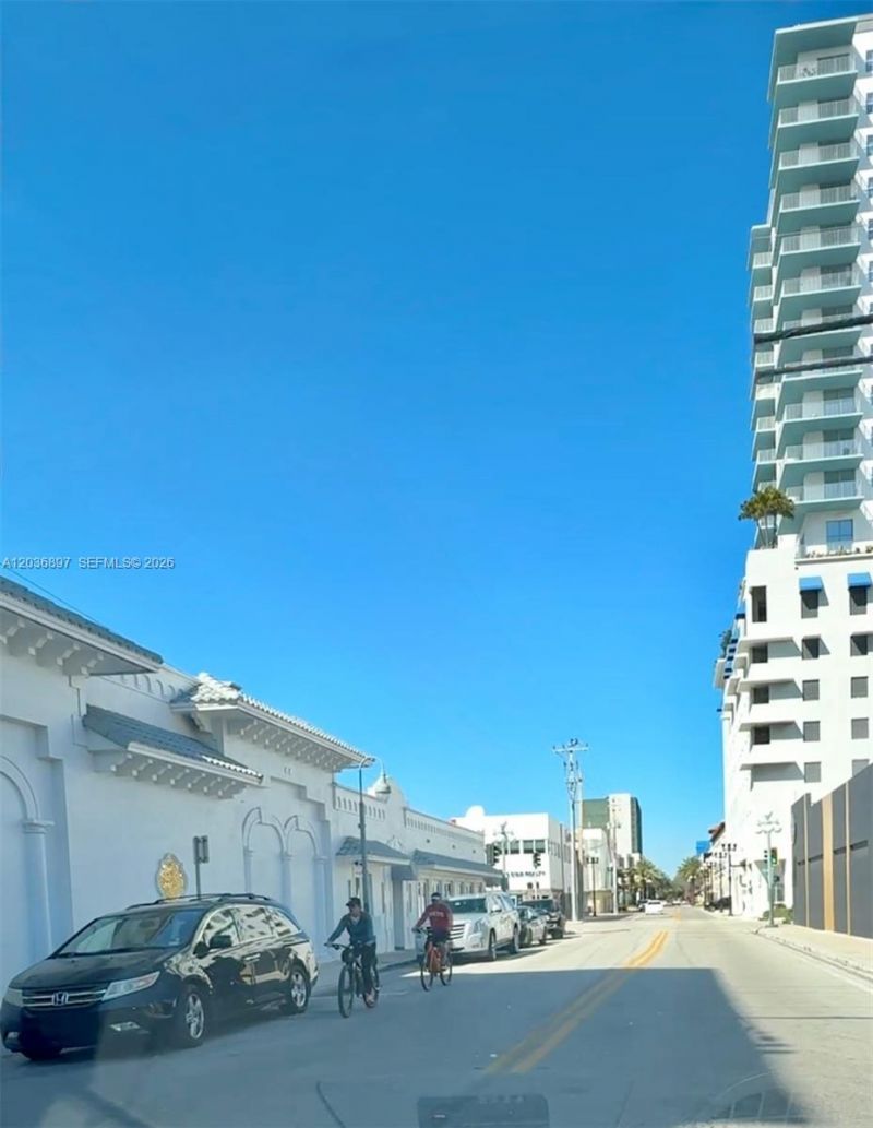 1900 Van Buren St, Unit 317B, Hollywood, FL 33020 Photo