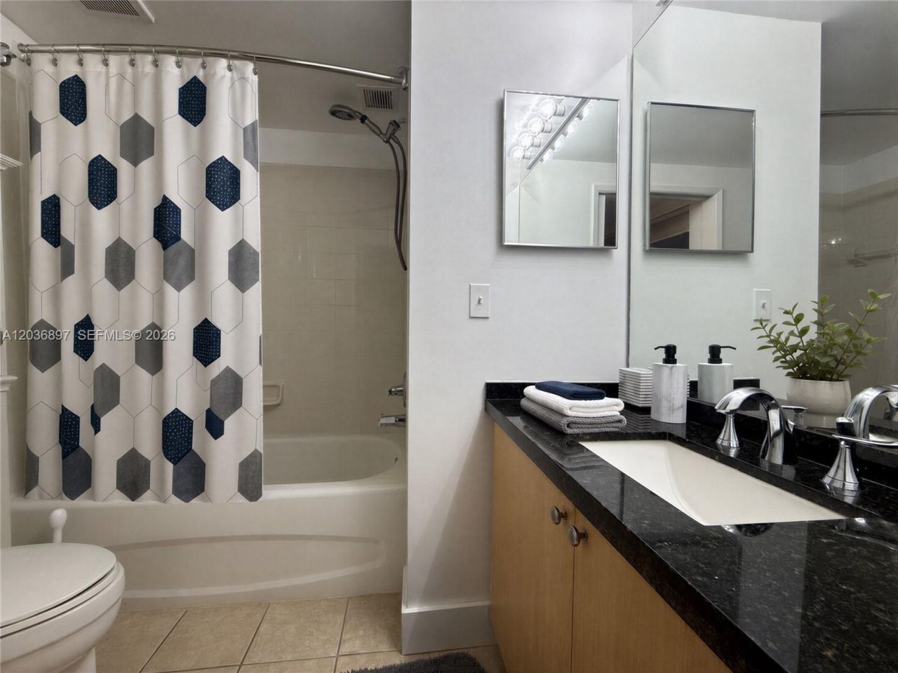 1900 Van Buren St, Unit 317B, Hollywood, FL 33020 Photo