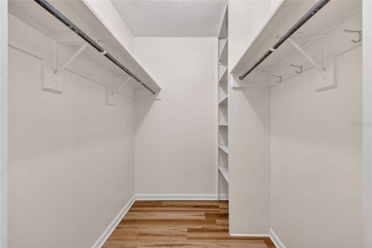 200 E 10th Avenue , Unit 8, Mount Dora, FL 32757 Photo