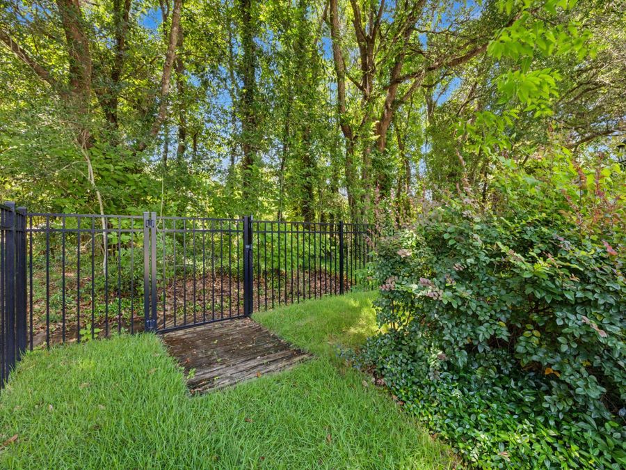 Property Image 97