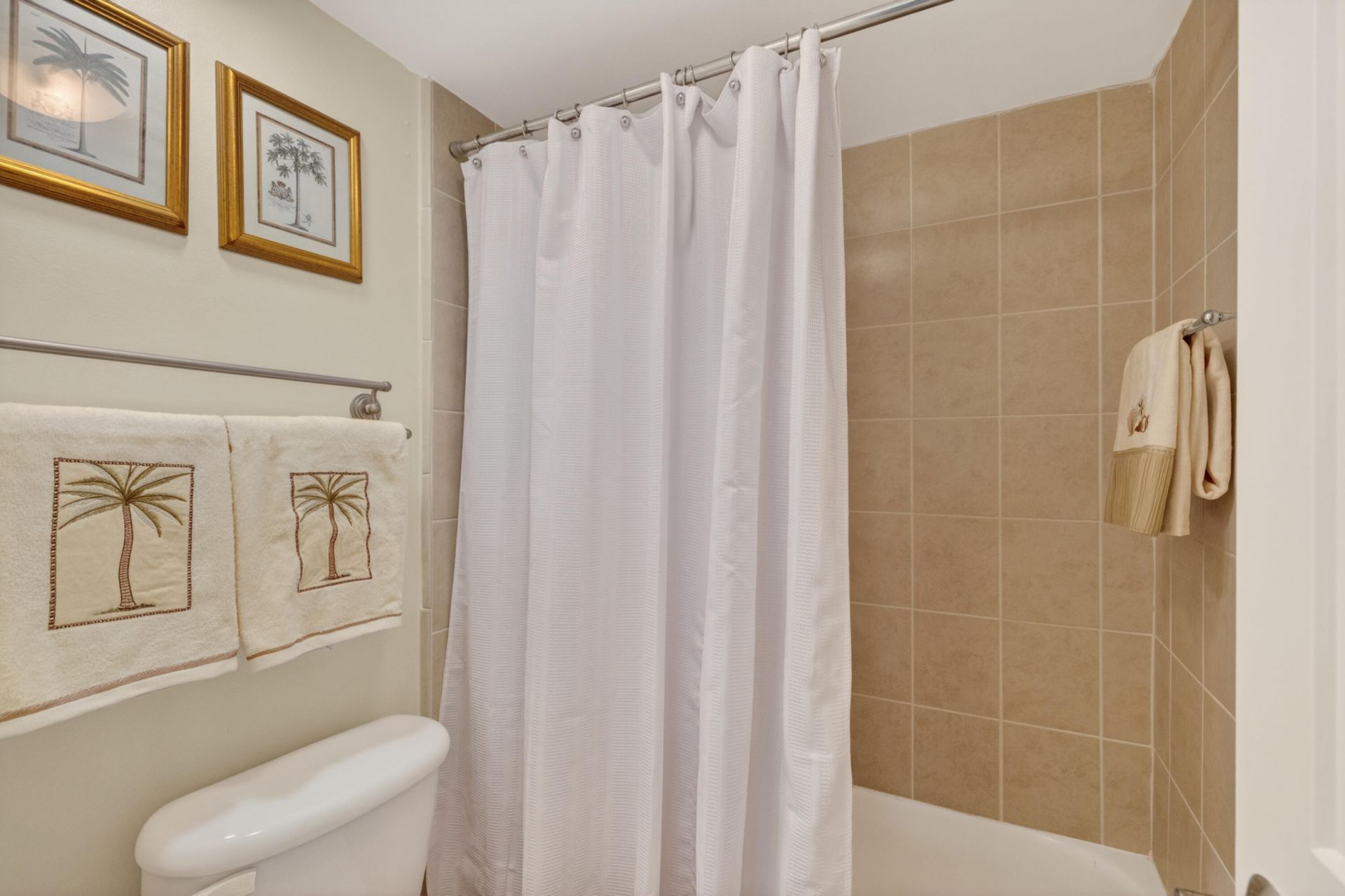 1900 S Ocean Boulevard, Unit 6a, Lauderdale by the Sea, FL 33062 Photo