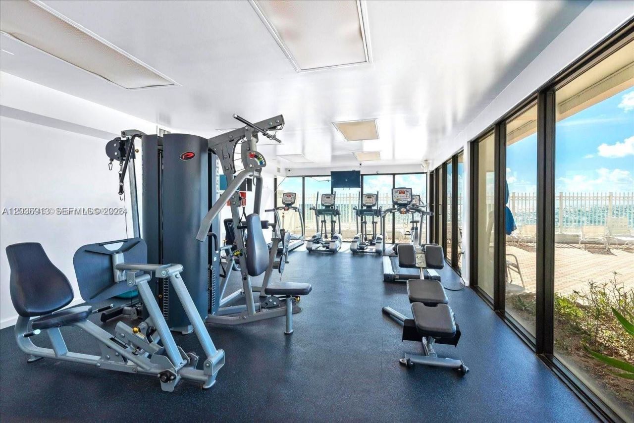 3505 S Ocean Dr, Unit 705, Hollywood, FL 33019 Photo