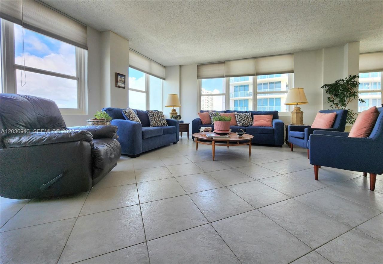 3505 S Ocean Dr, Unit 705, Hollywood, FL 33019 Photo