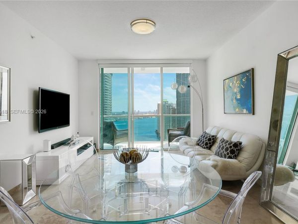 31 SE 5th St , Unit 3812, Miami, FL 33131