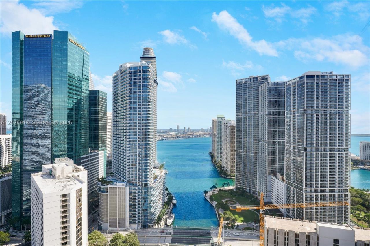 31 SE 5th St , Unit 3812, Miami, FL 33131 Photo