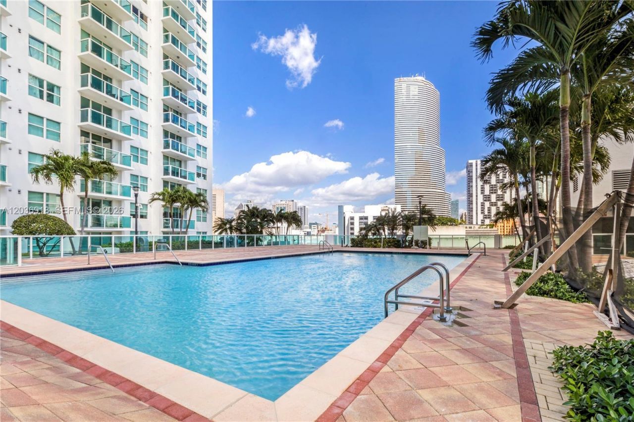31 SE 5th St , Unit 3812, Miami, FL 33131 Photo