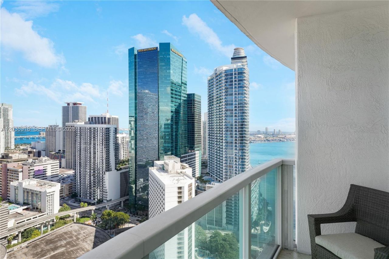 31 SE 5th St , Unit 3812, Miami, FL 33131 Photo