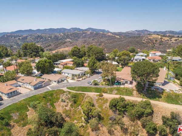 163 Apache , Topanga, CA 90290