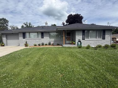 11521 N post Road, Omaha, NE 68112