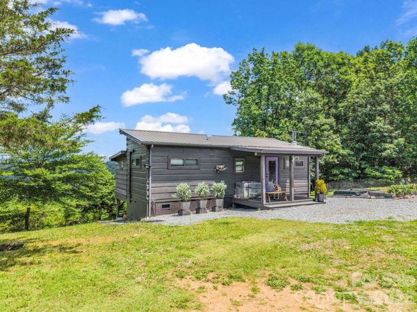 1300 Towery Trace, Ellenboro, NC 28040
