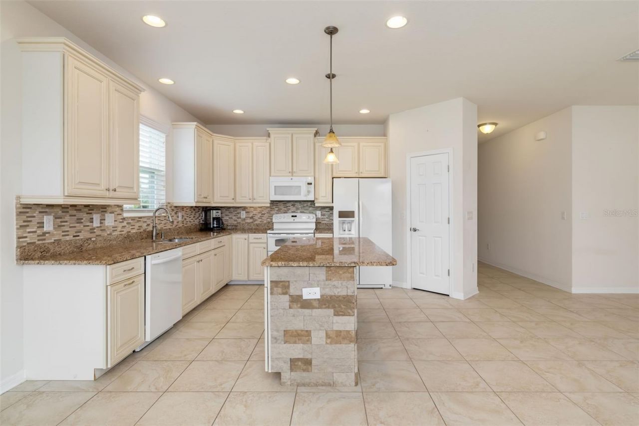 7726 111th Terrace E, Parrish, FL 34219 Photo