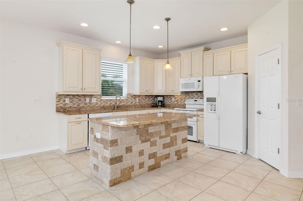 7726 111th Terrace E, Parrish, FL 34219 Photo