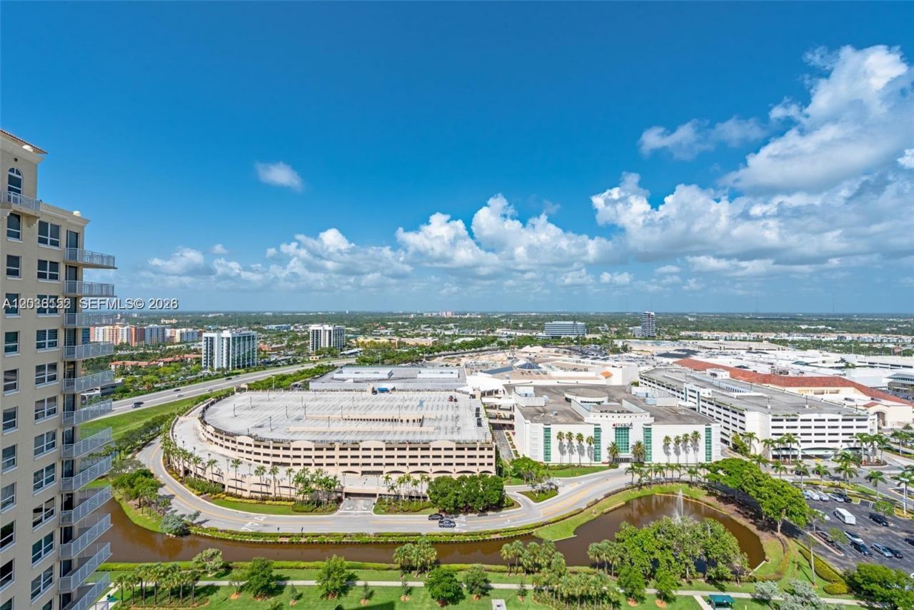 19501 W Country Club Dr, Unit 2513, Aventura, FL 33180 Photo