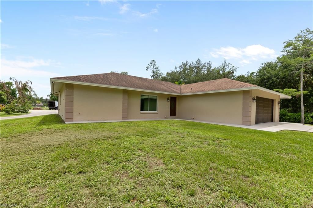 3760 Golden Gate Blvd E, Naples, FL 34120 Photo
